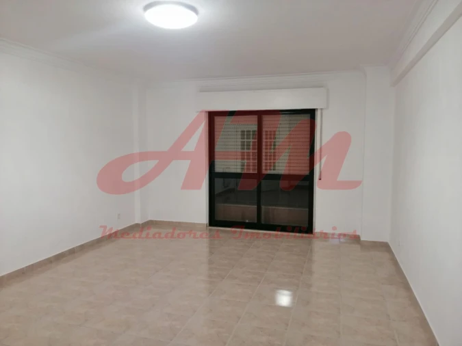 Apartamento T2 para Venda em Encosta do Sol Foto 3