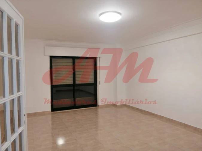 Apartamento T2 para Venda em Encosta do Sol Foto 4