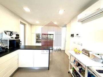 Moradia T3 para Venda em Vila Verde e Barbudo