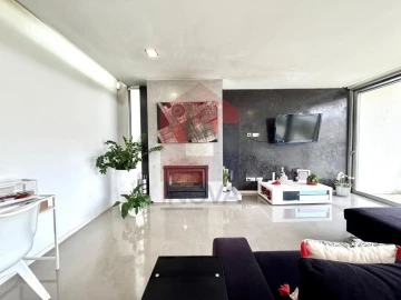 Moradia T3 para Venda em Vila Verde e Barbudo