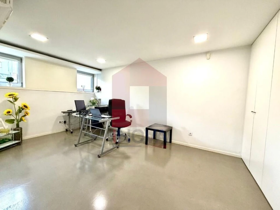 Moradia T3 para Venda em Vila Verde e Barbudo Foto 24