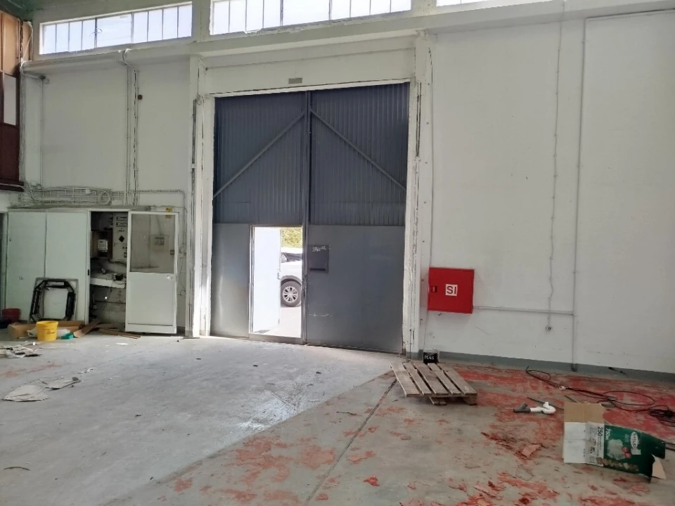 Armazém para Arrendamento em Cacém e São Marcos Foto 3