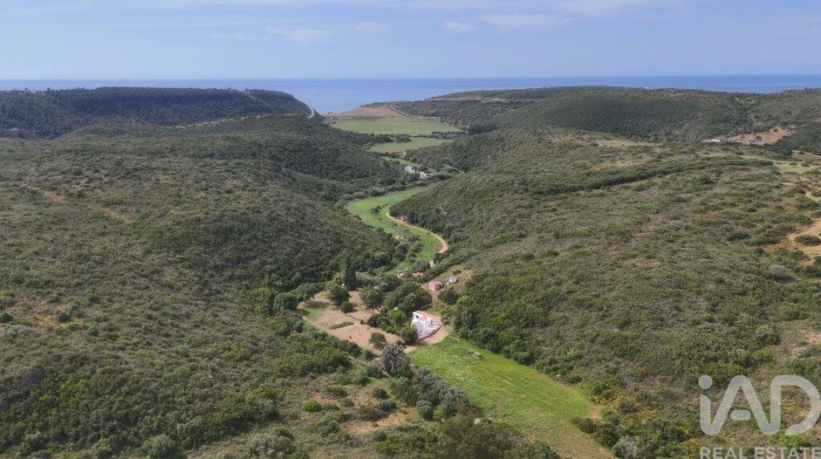 Quinta T2 para Venda em Budens Foto 3
