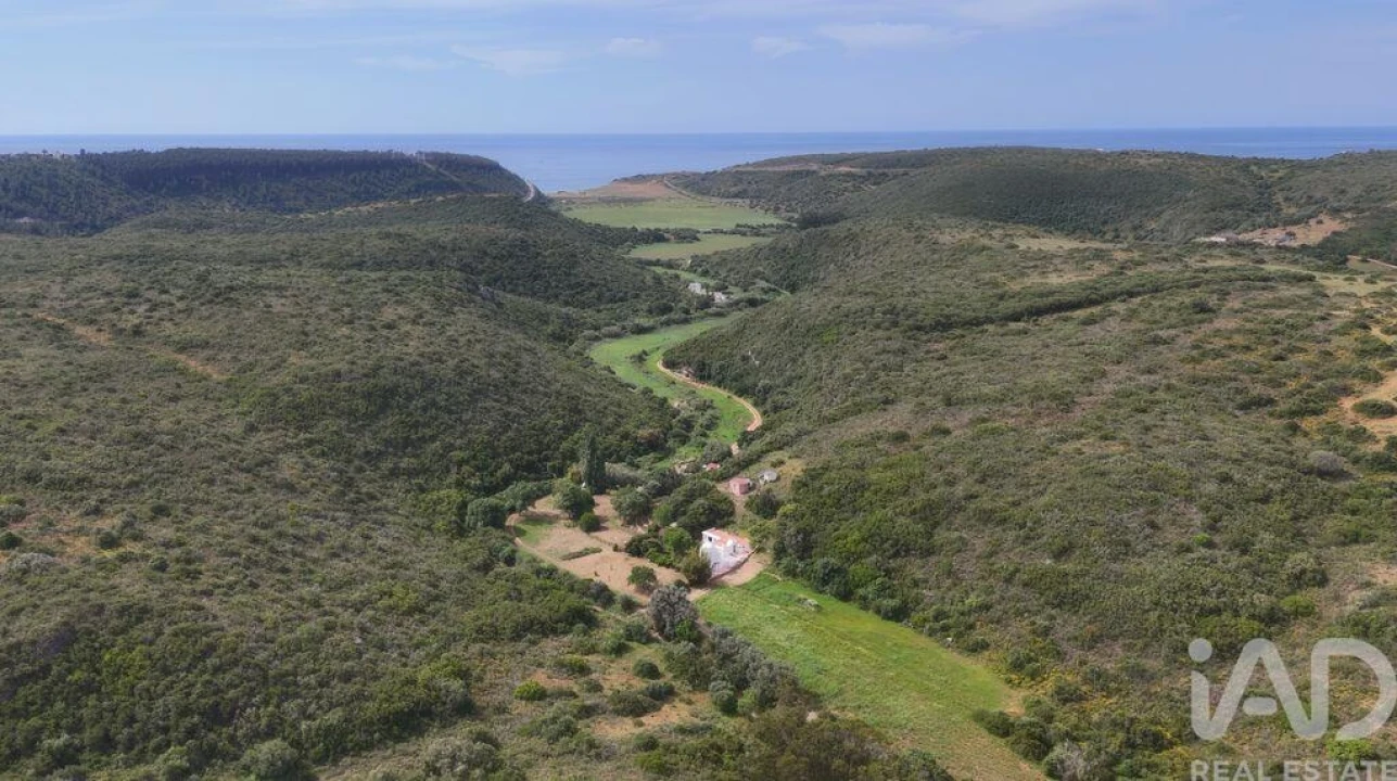 Quinta T2 para Venda em Budens Foto 3