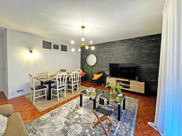 Apartamento T1 para Venda em Póvoa de Varzim, Beiriz e Argivai