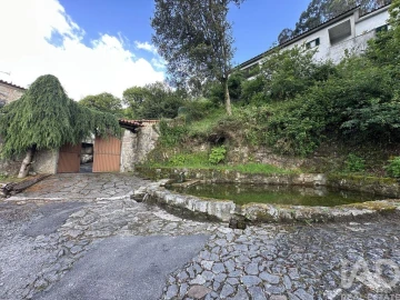 Moradia T2 para Venda em Torre e Vila Mou