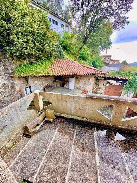Moradia T2 para Venda em Torre e Vila Mou