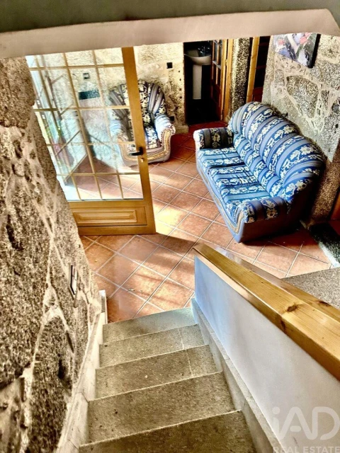 Moradia T2 para Venda em Torre e Vila Mou