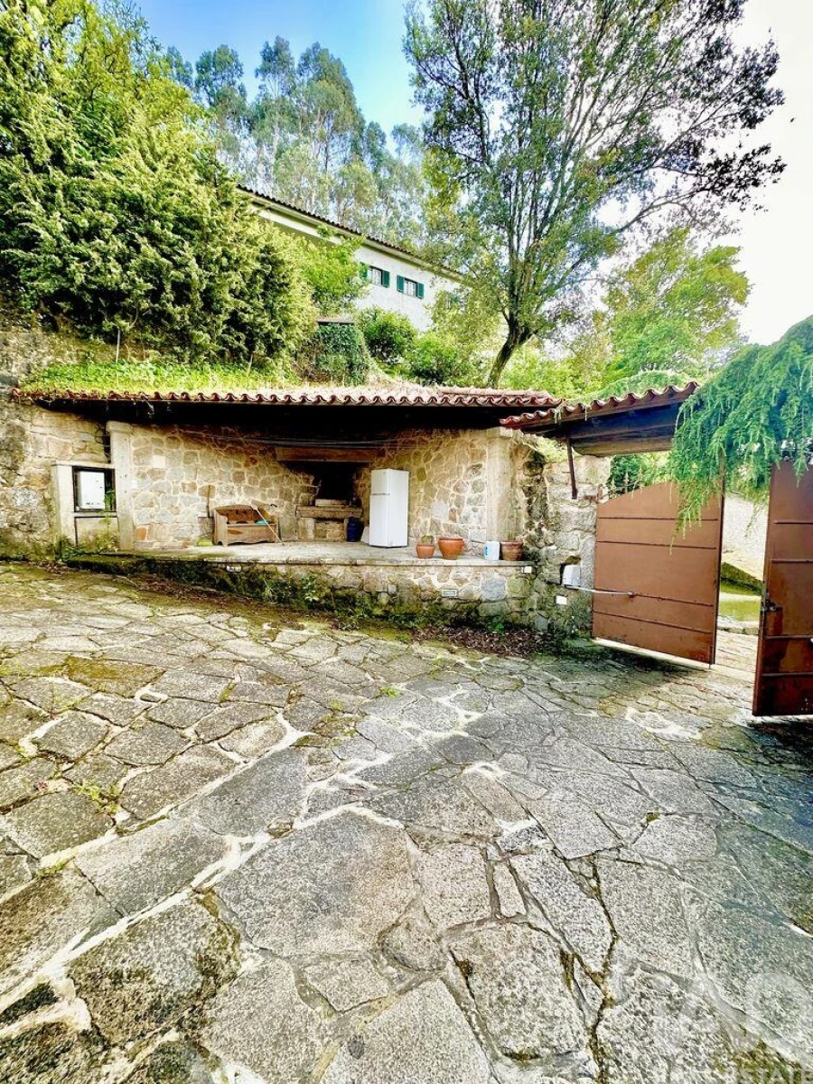 Moradia T2 para Venda em Torre e Vila Mou Foto 5