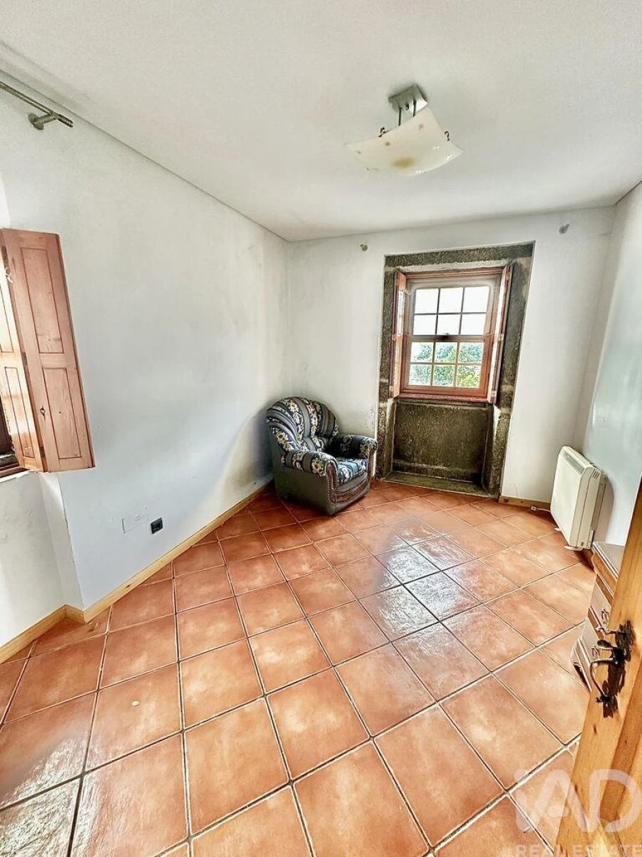 Moradia T2 para Venda em Torre e Vila Mou Foto 17