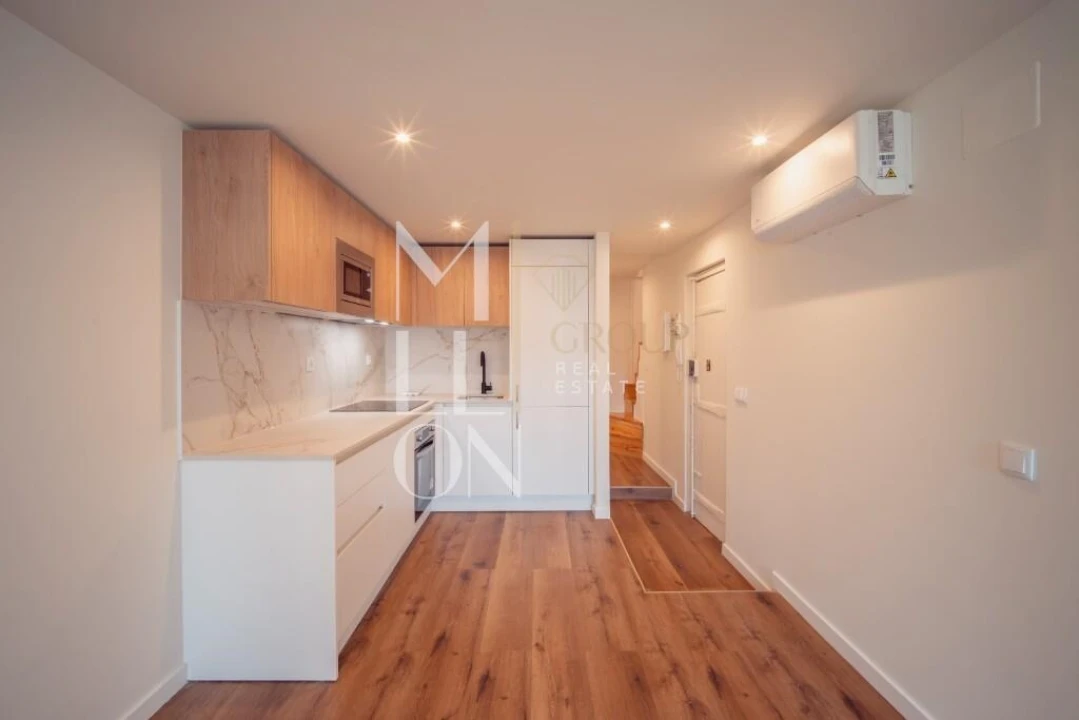 Apartamento T2 para Venda em Santo António Foto 3