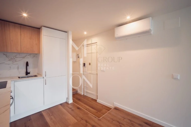 Apartamento T2 para Venda em Santo António Foto 11