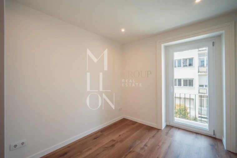 Apartamento T2 para Venda em Santo António Foto 37