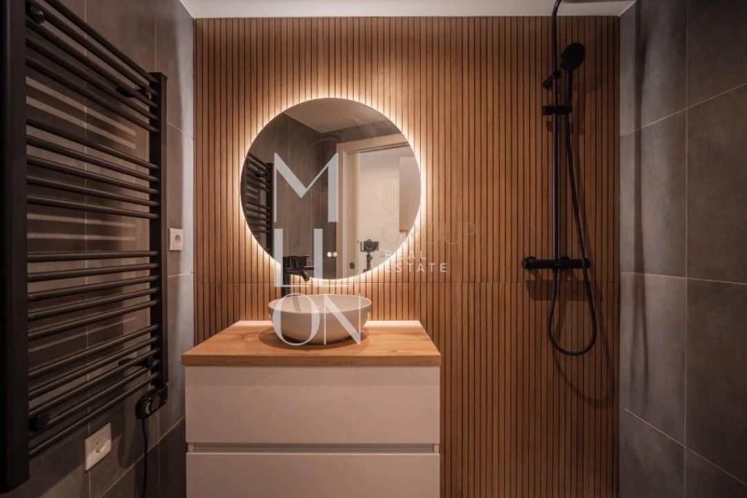 Apartamento T2 para Venda em Santo António Foto 13