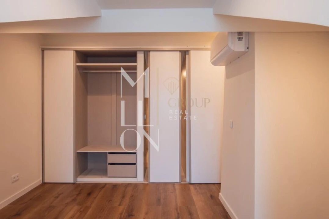 Apartamento T2 para Venda em Santo António Foto 20