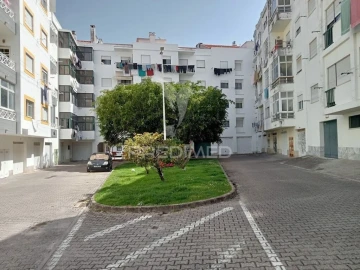 Apartamento T3 para Venda em Alcochete