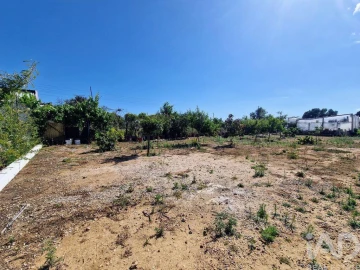 Moradia T2 para Venda em Faro (Sé e São Pedro)