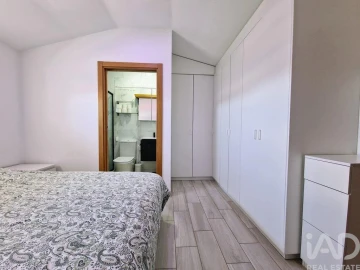 Moradia T2 para Venda em Faro (Sé e São Pedro)