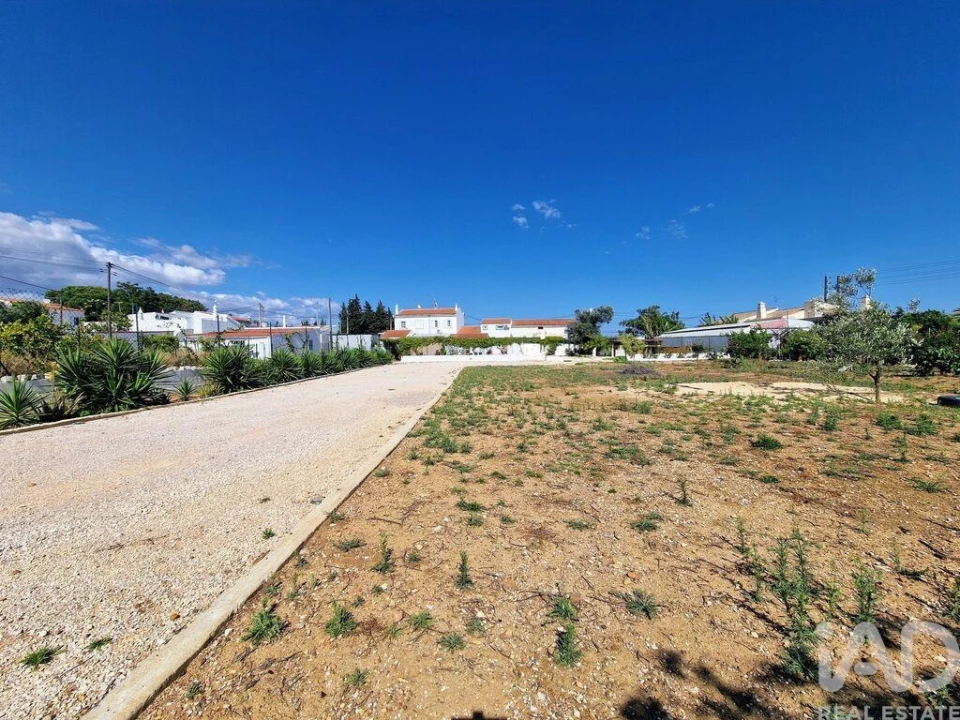 Moradia T2 para Venda em Faro (Sé e São Pedro) Foto 38