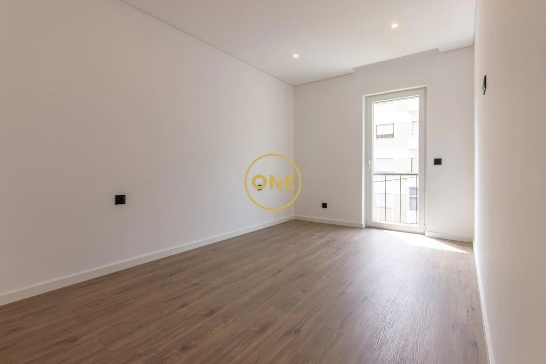 Apartamento T3 para Venda em Laranjeiro e Feijó Foto 15