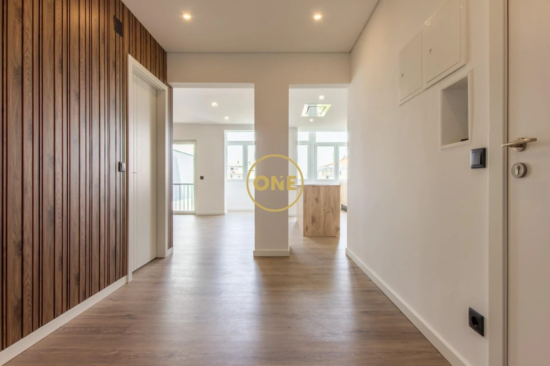 Apartamento T3 para Venda em Laranjeiro e Feijó Foto 6