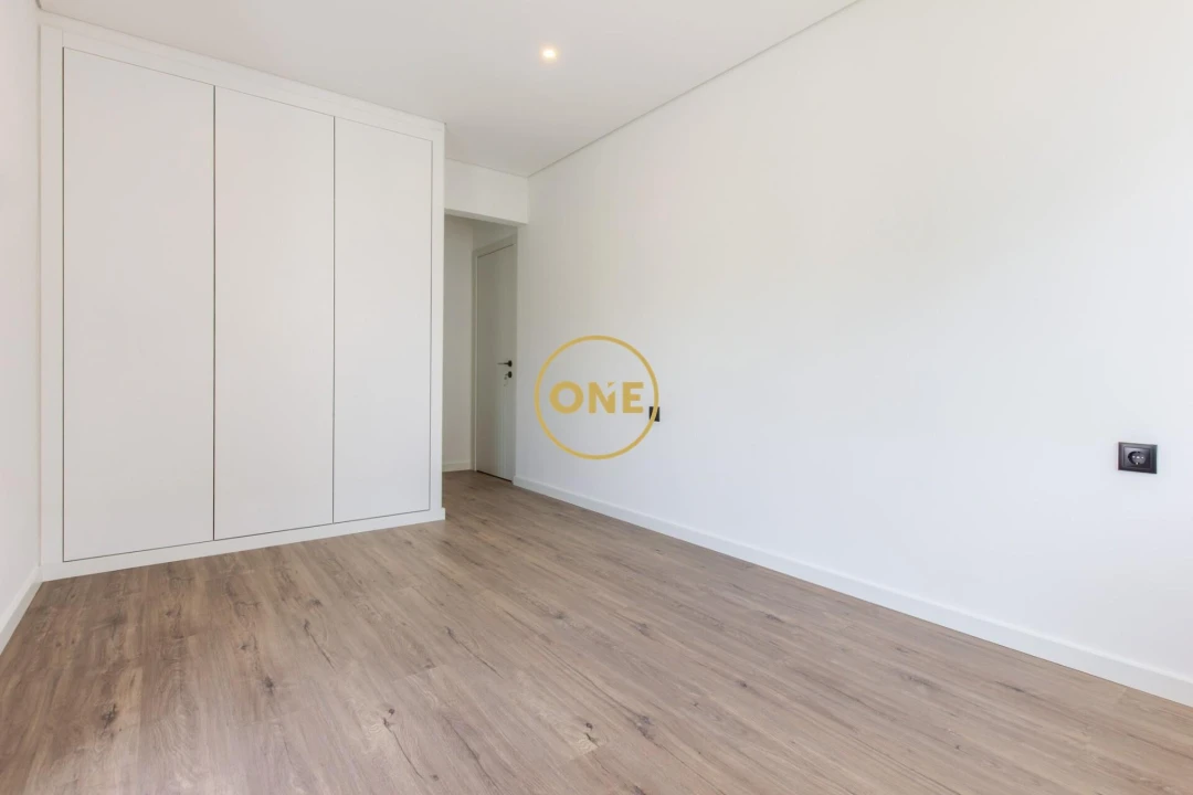Apartamento T3 para Venda em Laranjeiro e Feijó Foto 14