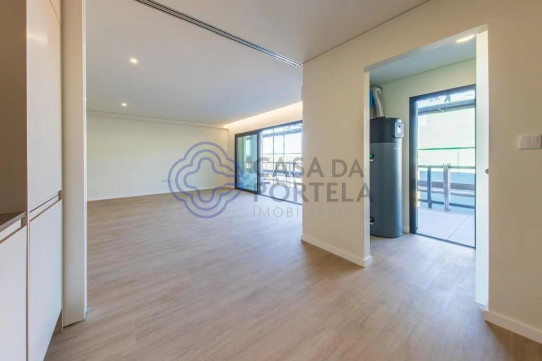 Apartamento T3 para Venda em Santa Marinha e São Pedro da Afurada Foto 4