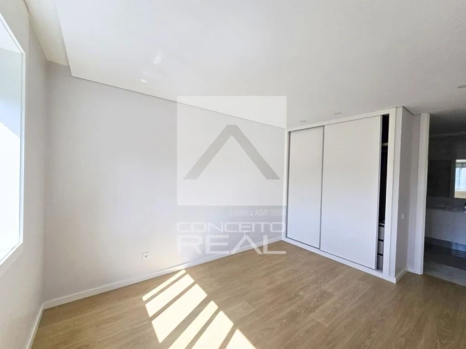 Apartamento T2 para Arrendamento em Ermesinde Foto 9