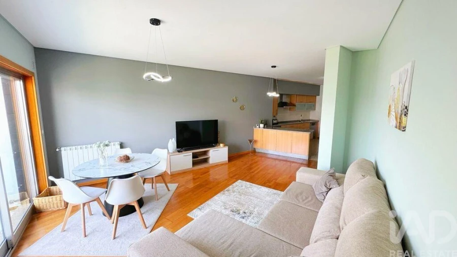 Apartamento T2 para Venda em Mazedo e Cortes Foto 3