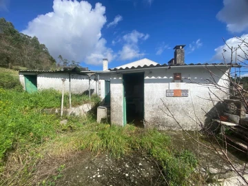Moradia T2 para Venda em Cernache