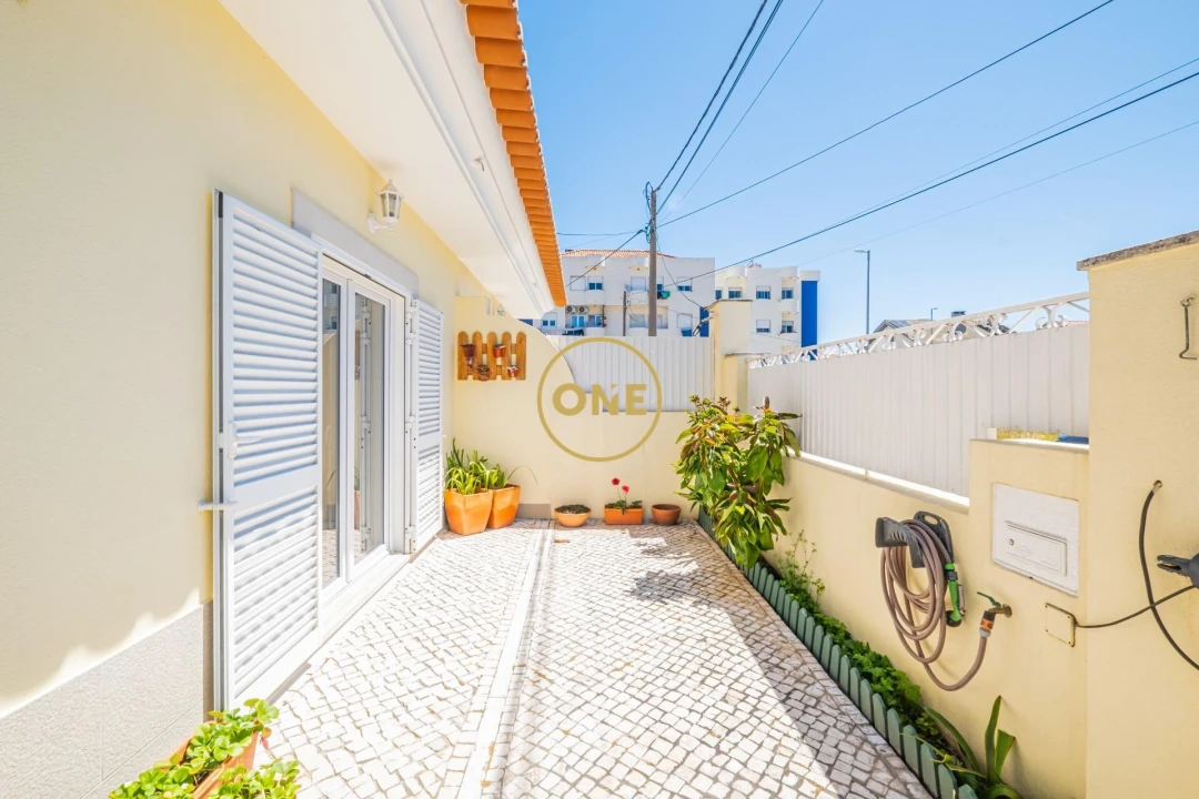 Moradia T3 para Venda em Quinta do Conde Foto 6