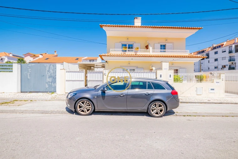 Moradia T3 para Venda em Quinta do Conde Foto 3