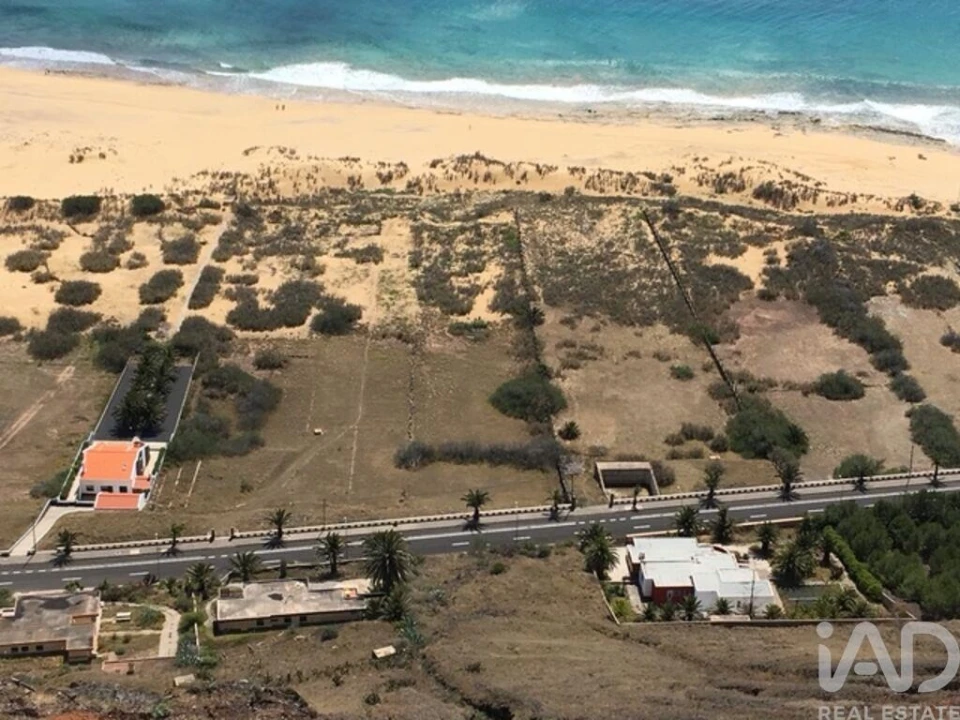 Terreno para Venda em Porto Santo Foto 1