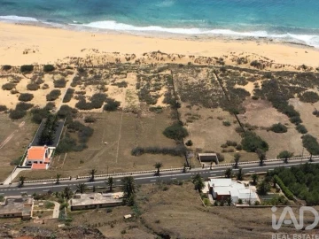 Terreno para Venda em Porto Santo