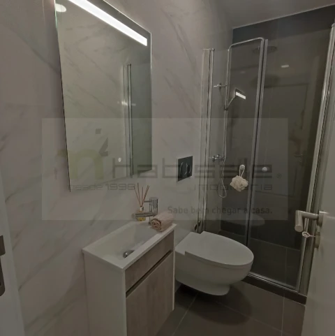 Apartamento T3 para Venda em Benfica