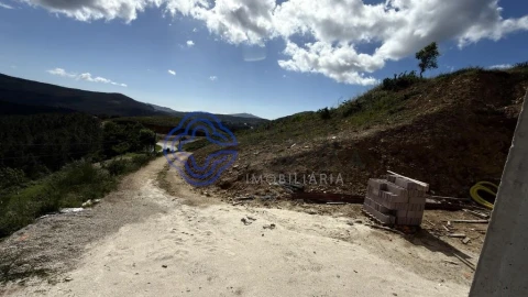 Moradia T3 para Venda em Sopo