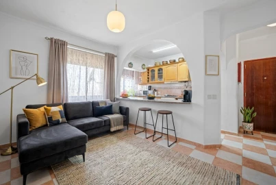 Apartamento T2 para Venda em Palhais e Coina