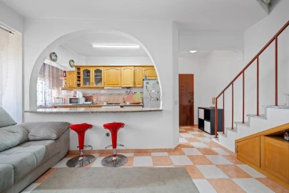 Apartamento T2 para Venda em Palhais e Coina