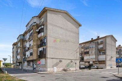 Apartamento T2 para Venda em Palhais e Coina