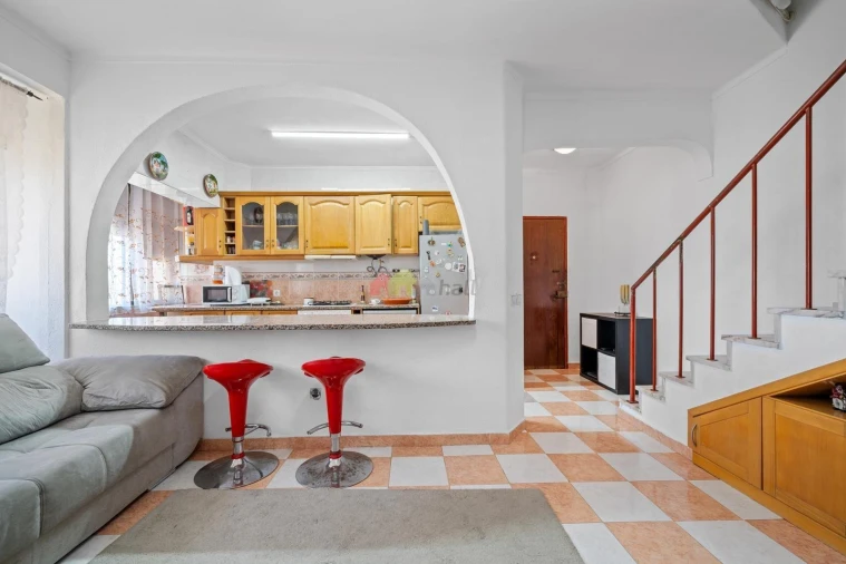 Apartamento T2 para Venda em Palhais e Coina Foto 5