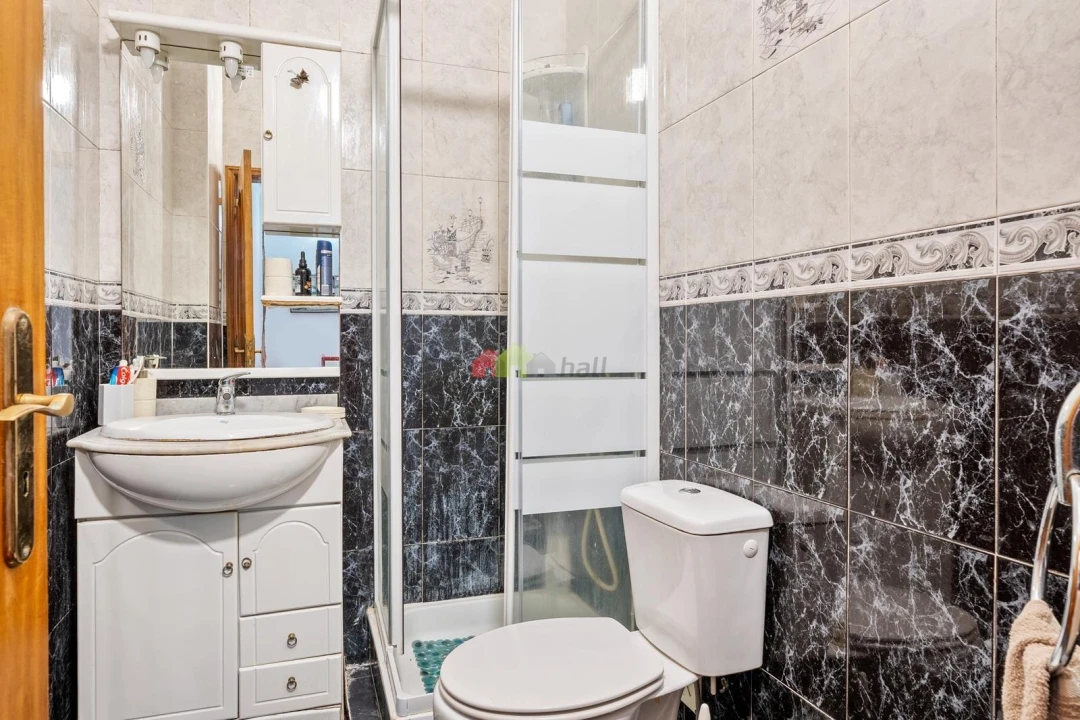 Apartamento T2 para Venda em Palhais e Coina Foto 15