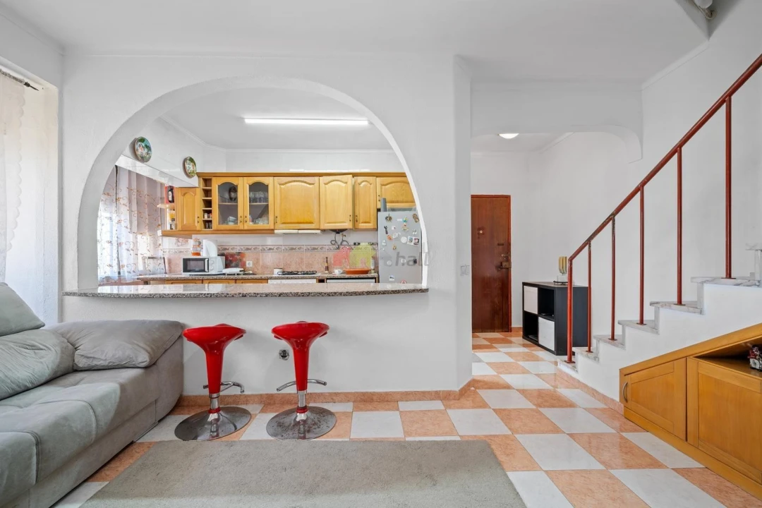 Apartamento T2 para Venda em Palhais e Coina Foto 5