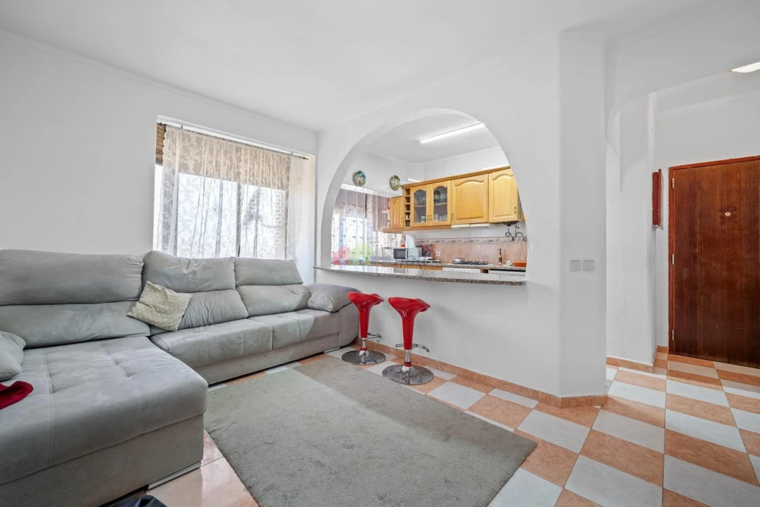 Apartamento T2 para Venda em Palhais e Coina Foto 1