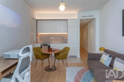 Apartamento T1 para Arrendamento em São Vicente