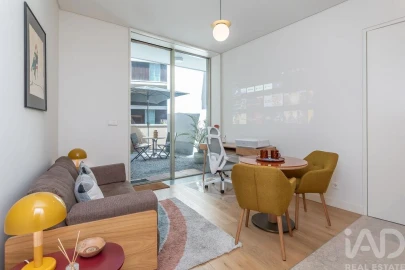 Apartamento T1 para Arrendamento em São Vicente