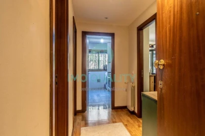Apartamento T1 para Venda em Paranhos