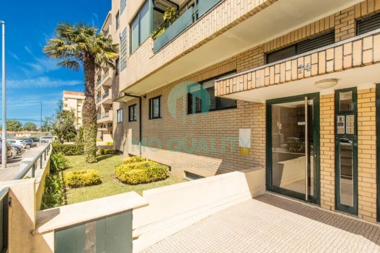 Apartamento T1 para Venda em Paranhos Foto 2