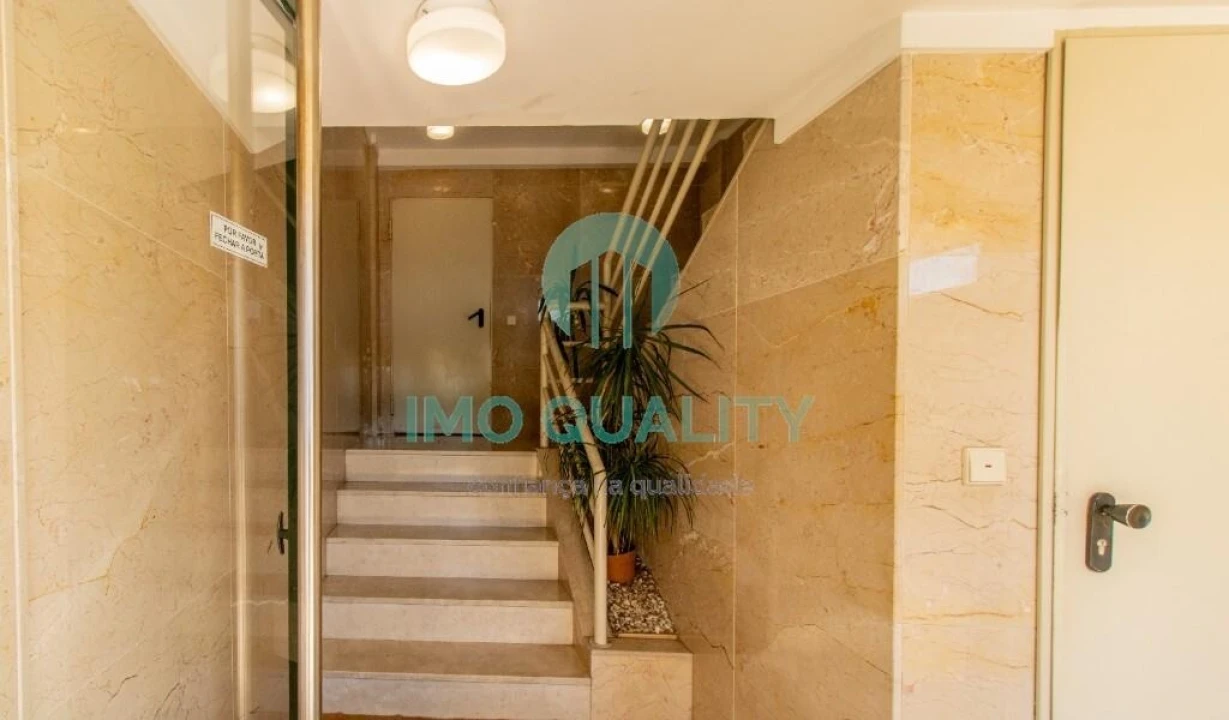 Apartamento T1 para Venda em Paranhos Foto 15
