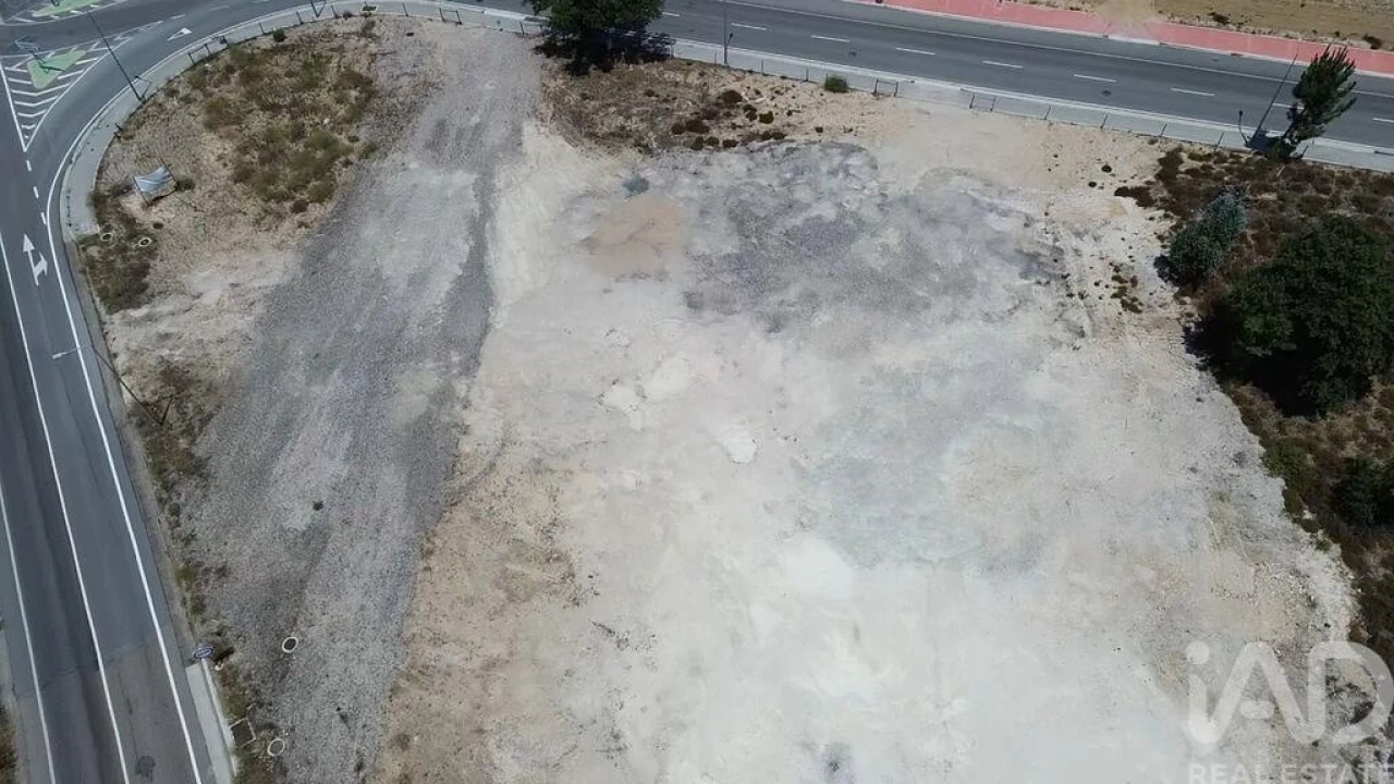 Terreno para Venda em Almeirim Foto 23