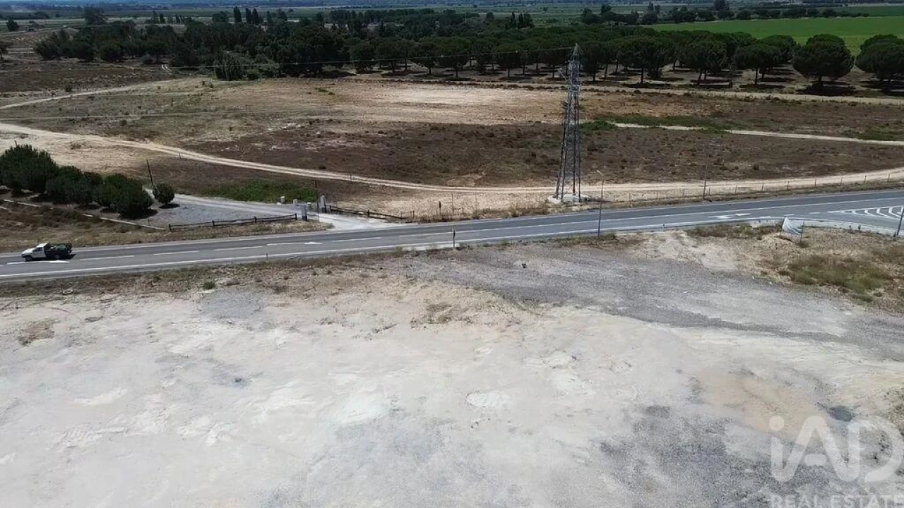 Terreno para Venda em Almeirim Foto 15